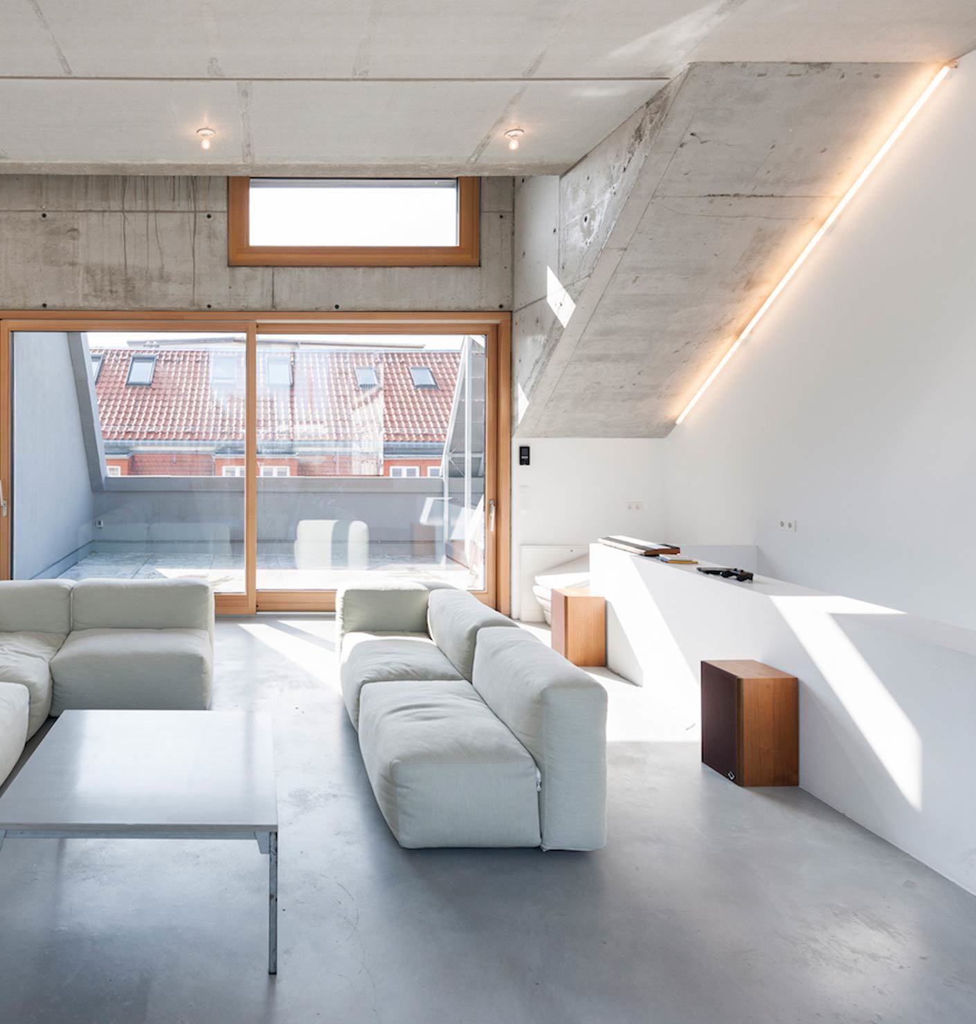 Gonzalez Haase to live in 