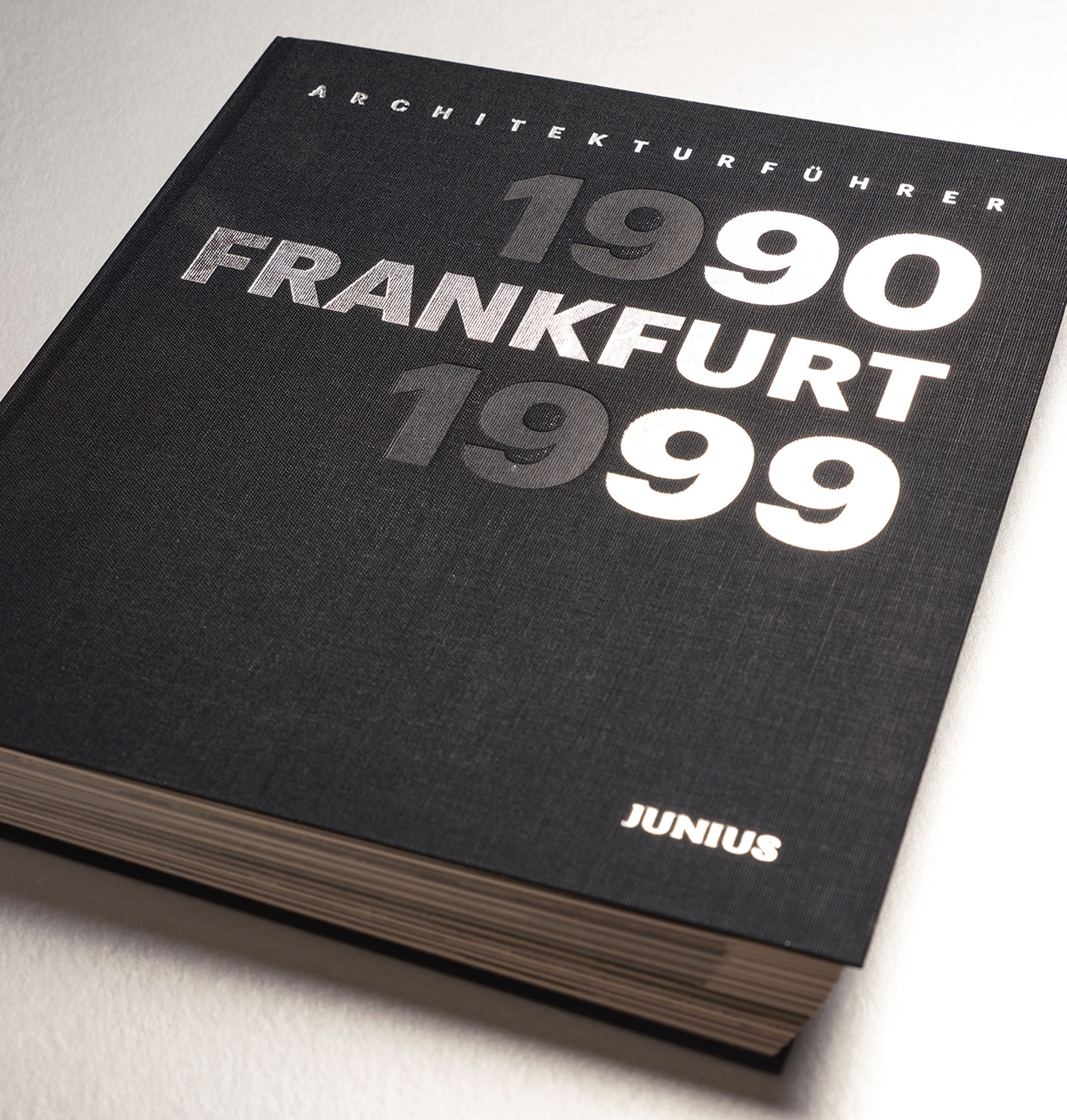 Zwischen Städel und Erdkeil