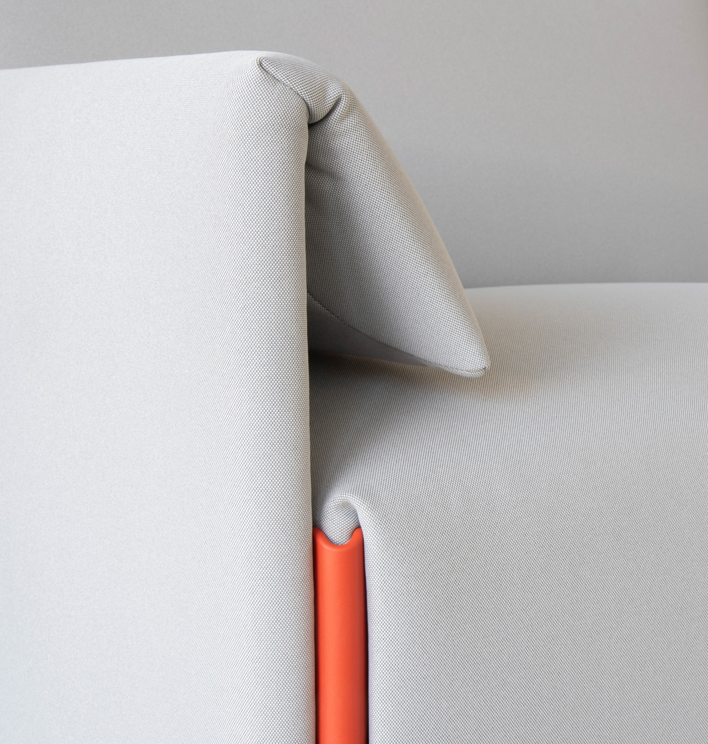 Das Sofa, revolutioniert