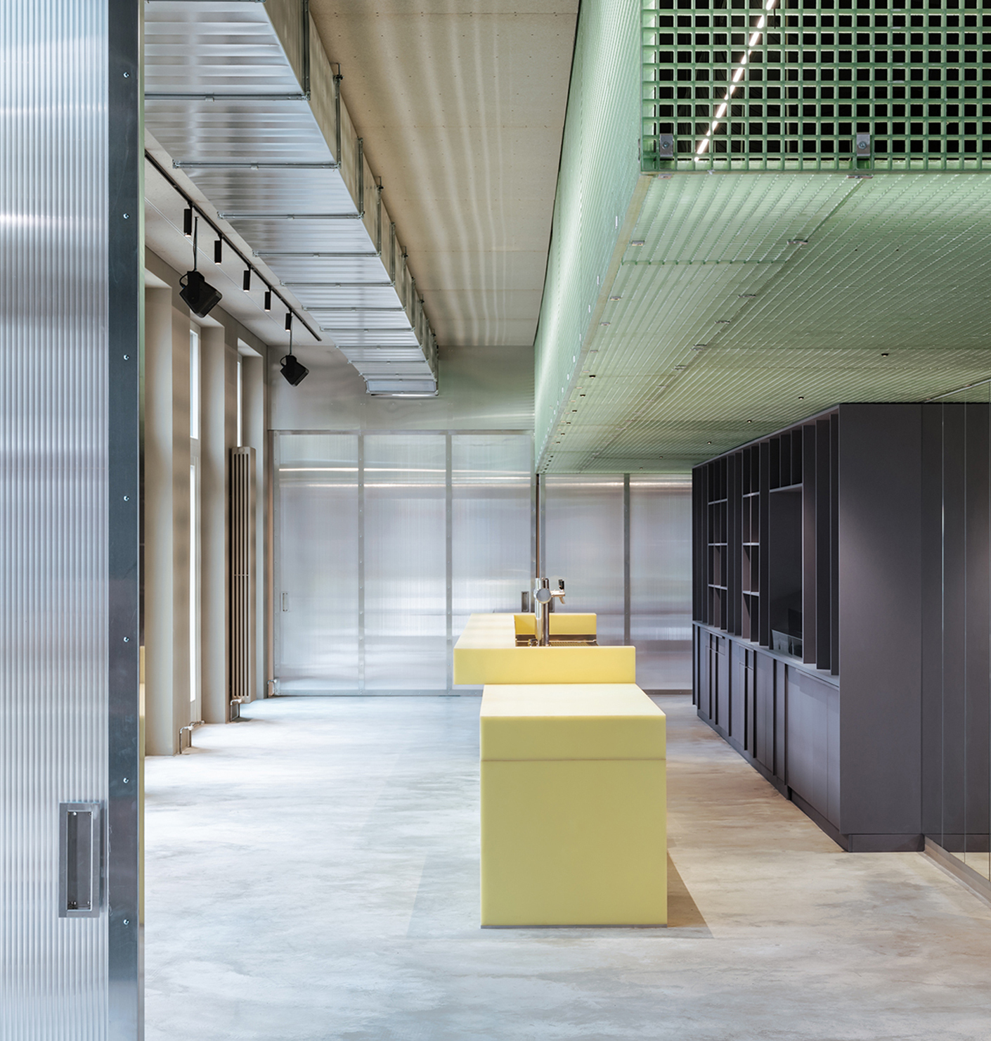 Minimum resources, maximum momentum