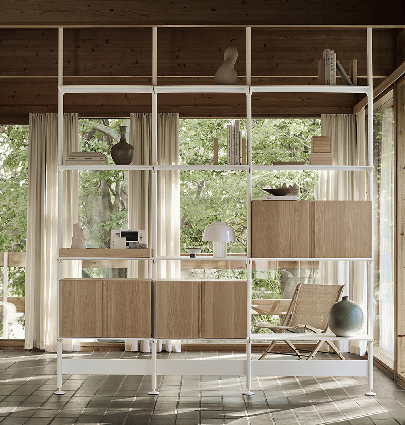 String Furniture 2023: PIRA G2