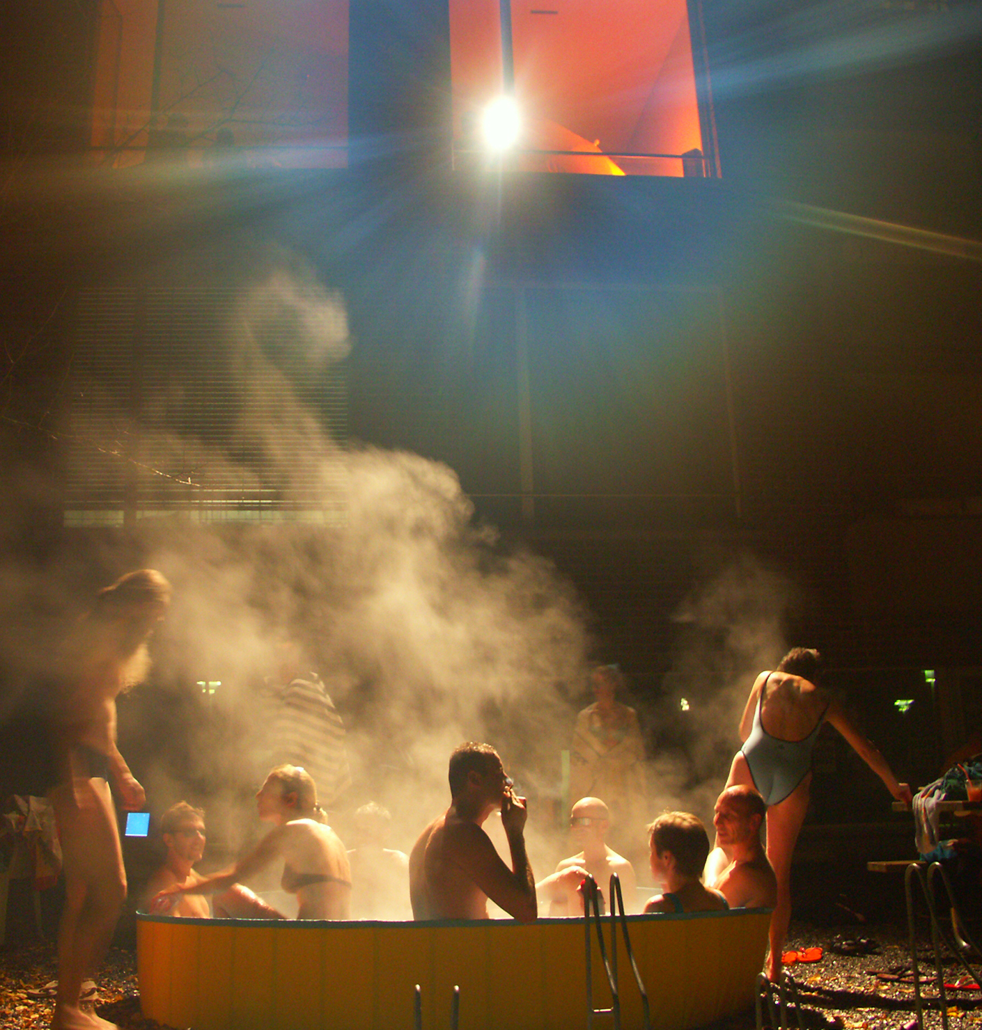 Vorwärts, und nicht vergessen...