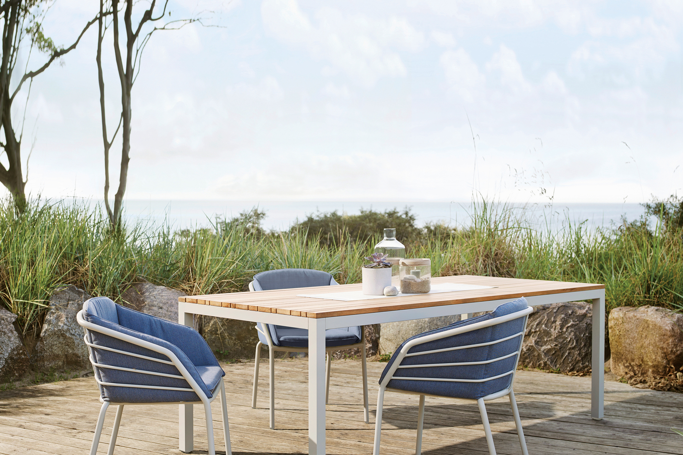 Classic alu dining table