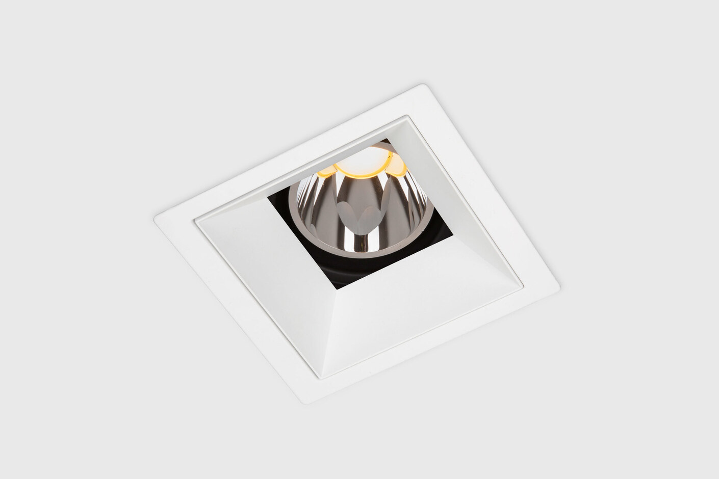 Down 80 downlight