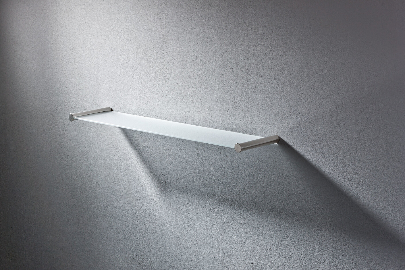 Shelf finish - chrome