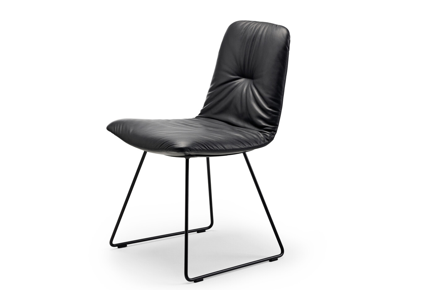 Leya chair with skid frame