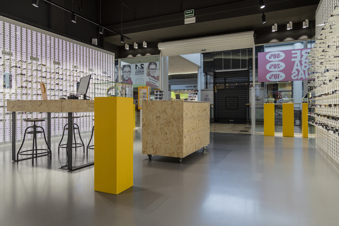 HolaVisio Barcelona 6201. Imperial Yellow