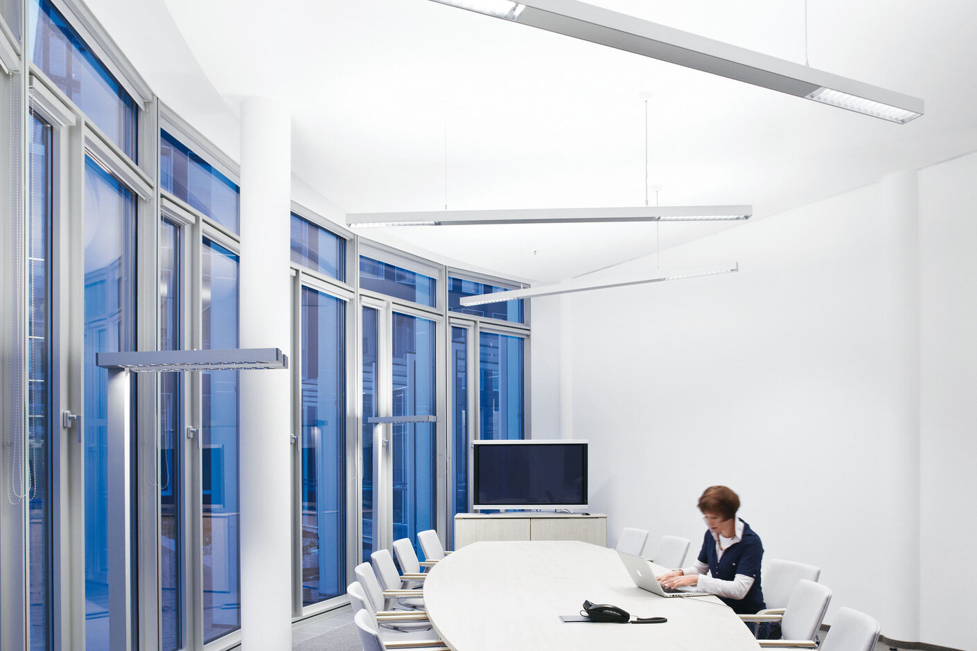 Steh- und Wandleuchten