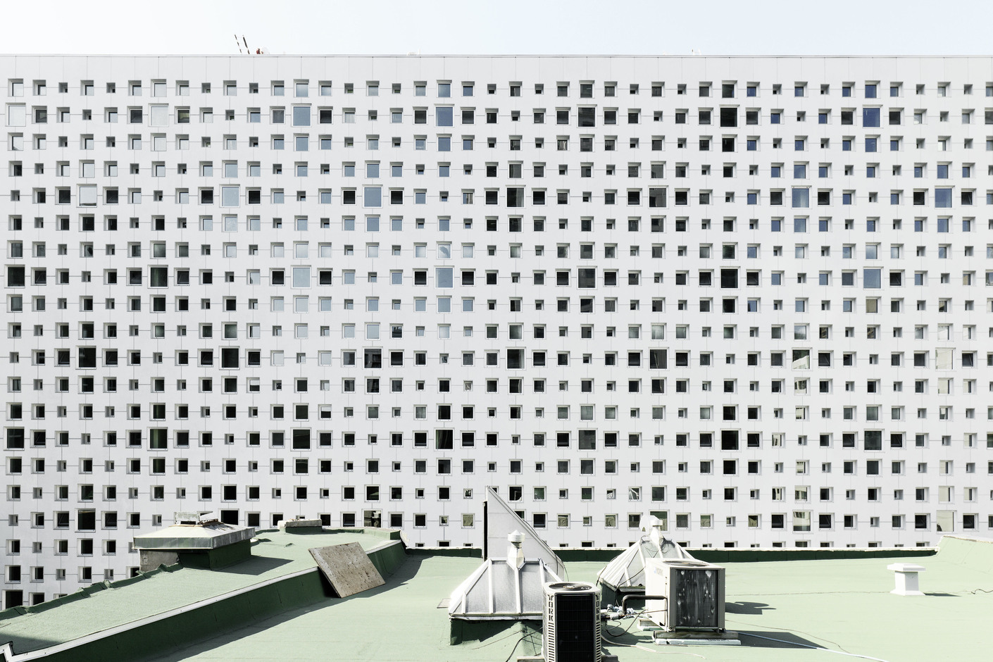 concrete skin, Mount Stephen Club Hotel, ivory