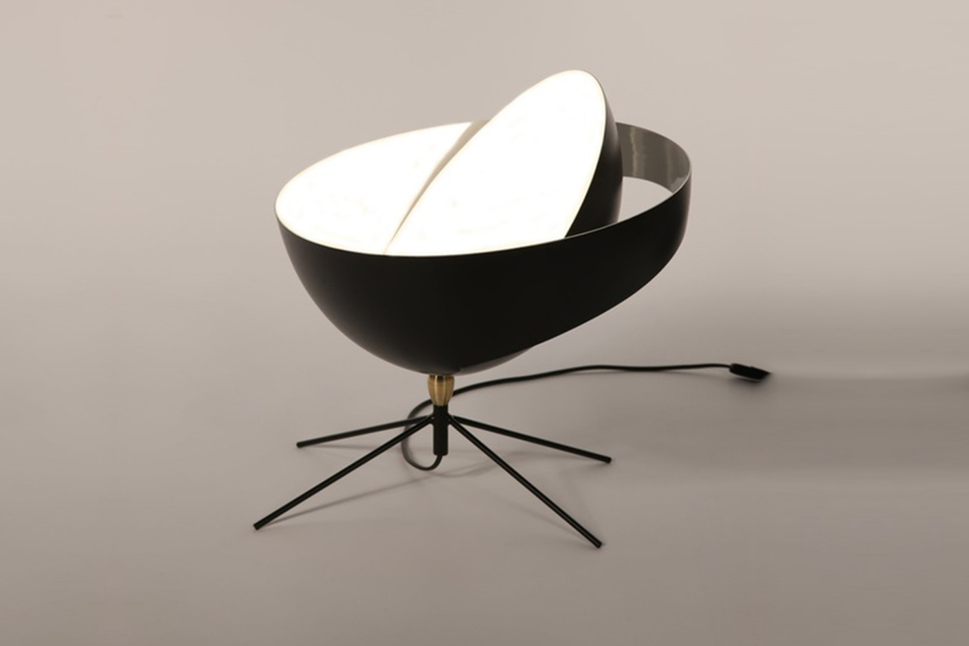 SATURNE table
