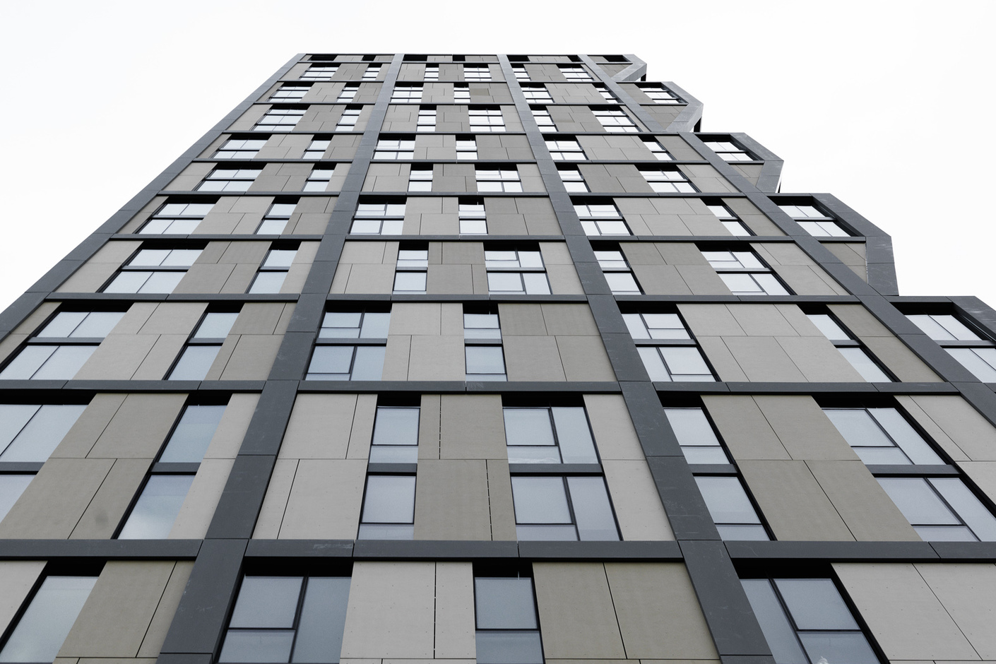 concrete skin, Solstice on the Park