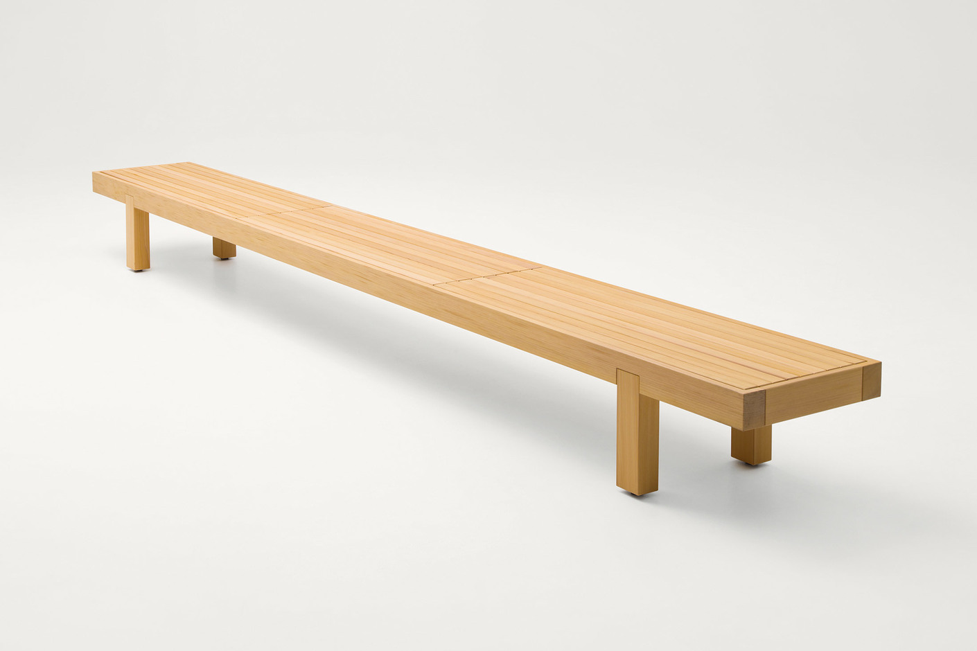 Toku bench & sun bed