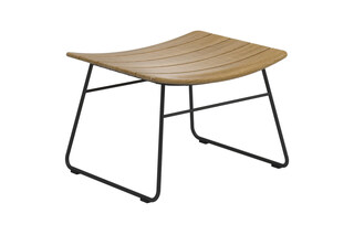 William Fußbank  von  Gloster Furniture