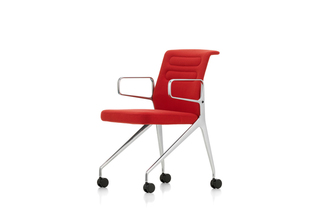 AC 5 Swift  von  Vitra