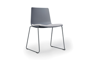 slim chair sledge  von  Alias