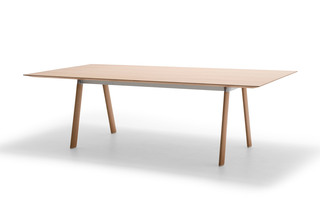 Radial  by  Andreu World