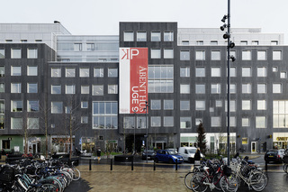 concrete skin, Campus Carlsberg  by  Rieder