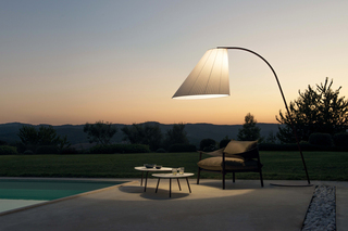 Cone Stehleuchte  von  Emu