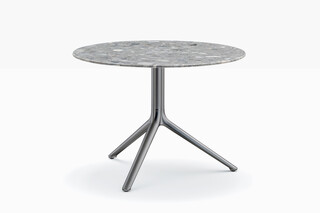 ELLIOT 5473  by  Pedrali