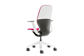 SILQ  by  Steelcase