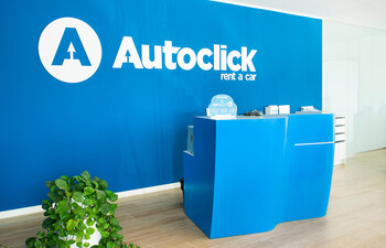 AutoClick Rent a Car 6701. Blue Sky, 1100. Snow White
