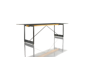 BRUT rechteckiger Tisch