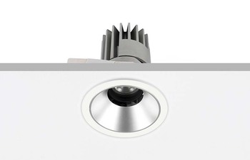 PERFORMANCE XS STANDARD SPOT ROUND